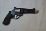 Smith & Wesson M627-5 V-Comp -357 Mag - 4 of 14