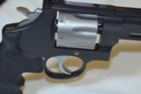 Smith & Wesson M627-5 V-Comp -357 Mag - 9 of 14