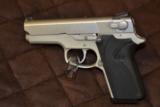 Smith & Wesson 3913 - 1 of 4