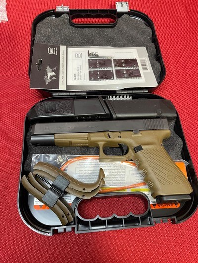GLOCK 40 GEN 4-10MM-UNFIRED - Image 1 of 7