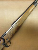 Winchester Model 70 Classic Super Grade - 1 of 12