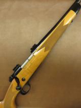 Winchester Model 70 Super Grade Maple - 1 of 11