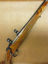 Weatherby Mark V Deluxe Varmintmaster - 1 of 14