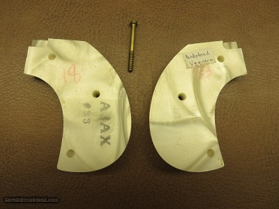 Ajax Grips For Ruger Birdshead Vaquero - Image 2 of 2
