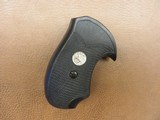 Pachmayr / Colt Grips - 1 of 4