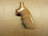 Hogue Grips For S&W K or L Frame - 2 of 5