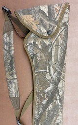 Uncle Mikes Sidekick Bandolier Shoulder Holster - 1 of 3