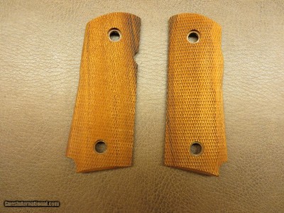 Hogue Grips For Para Ordnance P-13