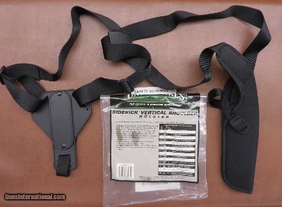 Uncle Mikes Sidekick Shoulder Holster