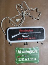 Vintage Lighted Remington Gun Dealer Sign - 2 of 4