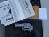 Smith Wesson 686-5 pre-lock with 3" barrel and 7 shot Cylinder, Very Rare, Lettered, unfired in labeled case - 3 of 15