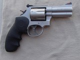 Smith Wesson 686-5 pre-lock with 3" barrel and 7 shot Cylinder, Very Rare, Lettered, unfired in labeled case - 2 of 15