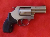 Smith Wesson model 60-9 J-frame pre-lock .357 Magnum Pocket Revolver .38 sp - 2 of 10