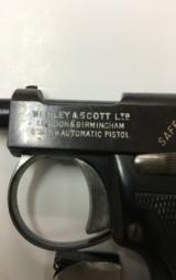 Webley & Scott .25ACP Vest Pocket Model 1912 - 4 of 5