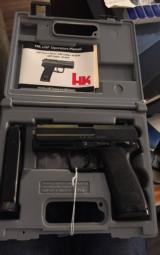 HK USP .45 MINT hecklor koch complete package NIGHT SITES - 1 of 4