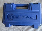 Smith and Wesson 40 Compact Pistol - 5 of 5