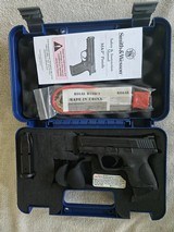 Smith and Wesson 40 Compact Pistol - 3 of 5