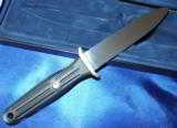 BOKER FIGHTING KNIFE " ELITE FORCES SERIES " APPLEGATE - FAIRBAIRN
COMMEMORATIVE "OPERATION NIMROD" LIMITED EDITION
#328/999 NI - 6 of 8