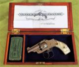 SMITH & WESSON .32 SAFETY HAMMERLESS 2nd MODEL TOP BREAK REVOLVER **1906** NICKEL ENGRAVED, FACTORY LETTER, WOOD BOX & ANTIQUE AMMO - 1 of 15