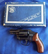 VINTAGE SMITH & WESSON
38
CHIEFS SPECIAL HAMMERLESS *NEW IN ORIGINAL BLUE BOX* Pre- model - 13 of 15