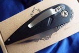 RATWORX MRX CHIEF~ RAZOR BLADE CUSTOM HAND GROUND AUTO KNIFE **CHAIN DRIVE**
BRONZED BLADE
NIB
(DEALER) - 5 of 12