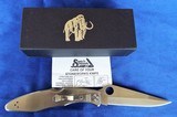 SPYDERCO Santa Fe Stoneworks Custom ~ POLICE MODEL~ MAMMOTH/JET~ NIB STUNNING! - 4 of 10