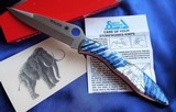Santa Fe Stoneworks ~ Spyderco "POLICE" BLUE MAMMOTH FOSSIL with PEARL NIB - 1 of 10