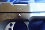 KIMBER
CUSTOM ROYAL II **NEW IN BOX**
STUNNING - 4 of 9