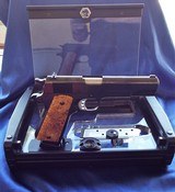CABOT ~ CGI / CLASSIC 5" 1911 CUSTOM 45 caliber in LOCKING CUSTOM PLEXIGLAS
case **PRISTINE** - 1 of 13