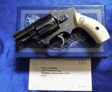 EARLY SMITH & WESSON CENTENNIAL 38sp. 1952 (pre mod 40) serial # 77xx Vintage Ivory Grips
CLEAN! - 1 of 15