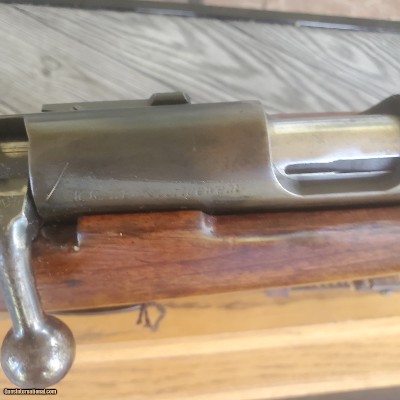 K.K.W,
TRAINING RIFLE 22 LR.