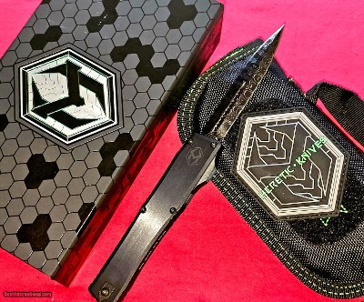 Heretic Knives by Anthony G Marfione NYX Custom OTF
D/A Damascus Ser# 04