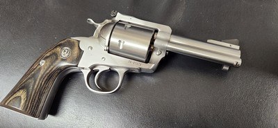 LIPSEY’S EXCLUSIVE - RUGER NEW MODEL BLACKHAWK BISLEY - CONVERTIBLE Cylinders in 45 COLT & 45 ACP - 3.75" barrel.Ruger Model# 0475 HARD TO FIND - Image 2 of 13