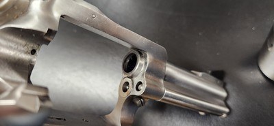 LIPSEY’S EXCLUSIVE - RUGER NEW MODEL BLACKHAWK BISLEY - CONVERTIBLE Cylinders in 45 COLT & 45 ACP - 3.75" barrel.Ruger Model# 0475 HARD TO FIND - Image 5 of 13
