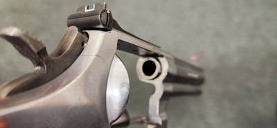 Smith & Wesson Model 686-4 357mag/38spl 4-inch barrel - No Lock - 7 Shot - Image 13 of 14