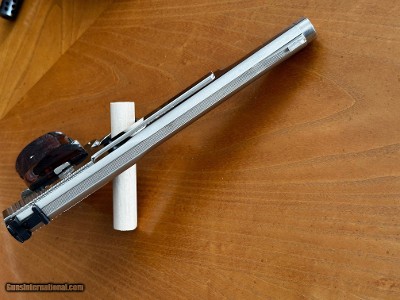 Smith & Wesson Model 41 .22 Autoloading Target Pistol - Image 7 of 9