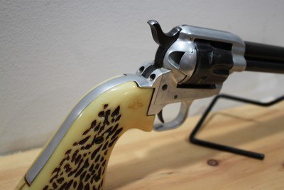 COLT FRONTIER SCOUT 22LR - Image 3 of 6