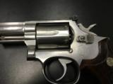 Smith & Wesson .357 magnum model 66-2 - 8 of 8