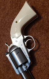 Rare Lipseys Ruger Bisely Blackhawk Stainless .44 Magnum - 5 of 7
