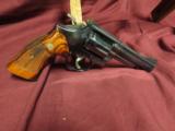 Smith and Wesson Model 19-4 4" High Polish Finish - 3 of 6