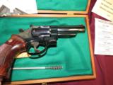 Smith and Wesson Model 57 "No Dash" .41mag W/Case - 3 of 4