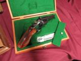 Smith and Wesson Model 29-2
.44 W/Case - 3 of 4