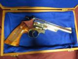 Smith and Wesson 29-2 6" Nickel .. mag W/Case - 3 of 5