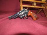 Smith and Wesson 19-3 .357. 4" High Polish Blue - 1 of 6