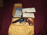Smith and Wesson 58 "No Dash" 4" Factory box! - 1 of 8