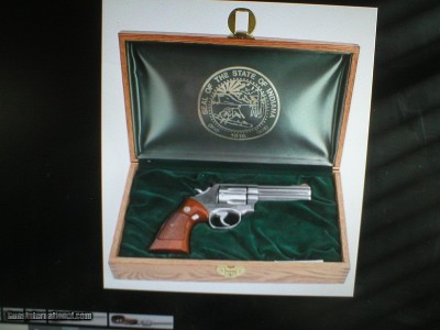 1 OF 100 STATE OF INDIANA SMITH & WESSON 686, 357 MAGNUM STAINLESS, 4" BARREL, LIMITED EDITION C.1986 UNFIRED.