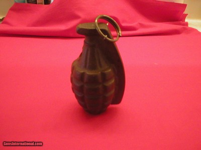 U.S. MK PRACTICE THROWING PINEAPPLE GRENADE. WILSON & CO. MANUFACTURER