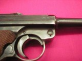GERMAN P.08 LUGER CODE 42 DATED 1940 PISTOL BY MAUSER, 9MM, 4 INCH BARREL WITH HOLSTER. ALL NUMBERS MATCH EXCEPT CLIP. - 4 of 12