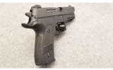 Sig Sauer P229 Elite .40 S&W - 5 of 6