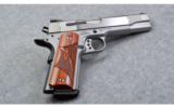 Smith & Wesson SW1911 .45ACP - 1 of 2